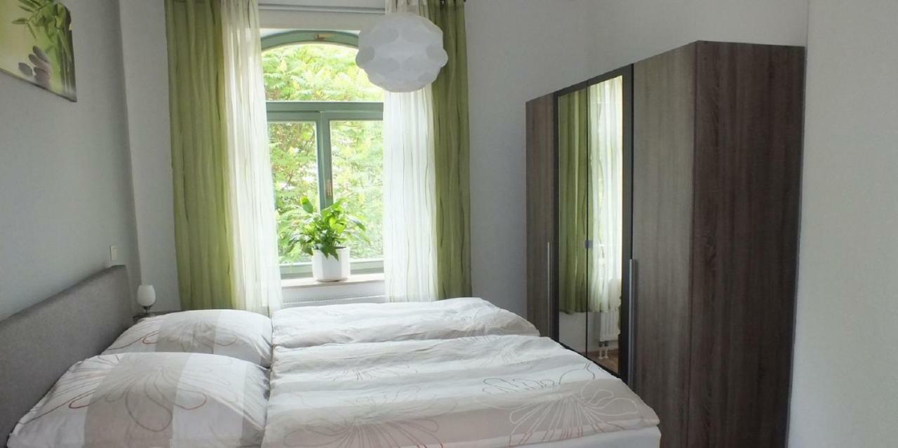 Ferienwohnung In Der Altstadt Von แอร์ฟวร์ท ภายนอก รูปภาพ